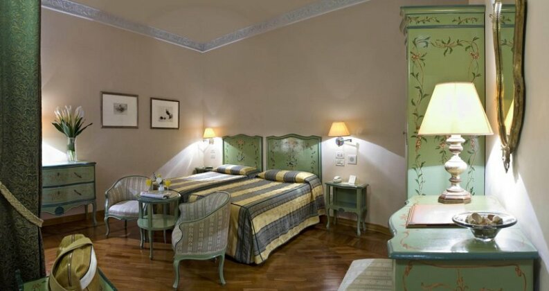 Pierre Hotel Florence - Photo5