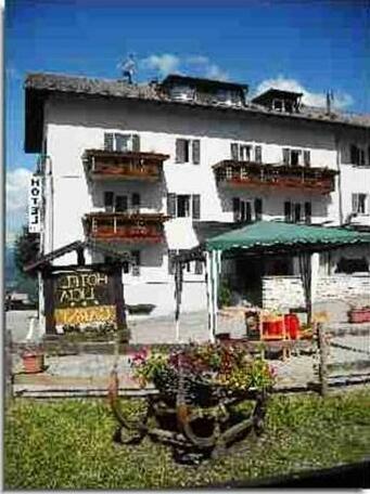 Hotel Licia - Photo2