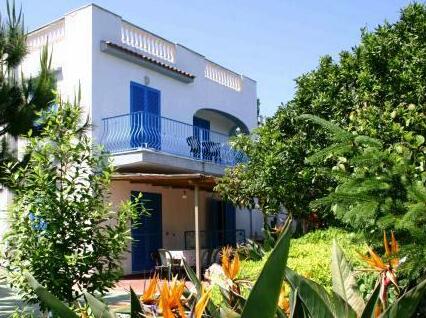 Aparthotel Villa Marinu - Photo4