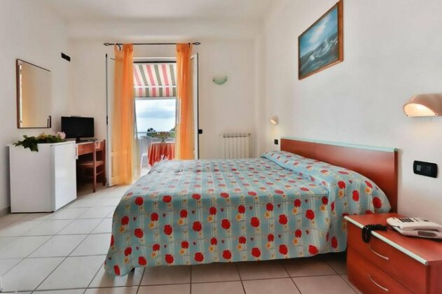 Hotel Villa Rita Forio - Photo5