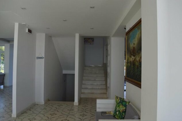Klaton Beach Hotel - Photo2