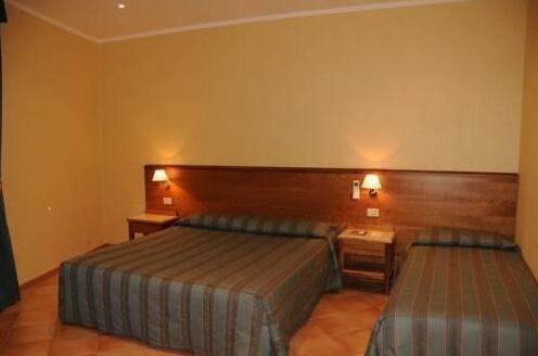 Colonna Room Rental - Photo2