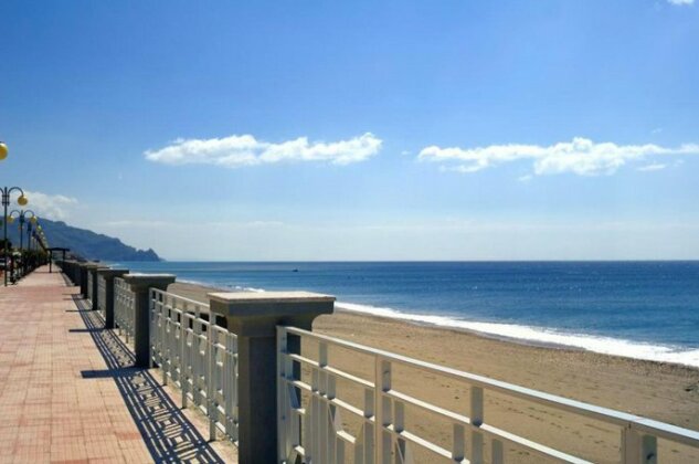 Apartment With 2 Bedrooms in Furci Siculo With Wonderful sea View Pool Access Furnished Balcony - - Photo4