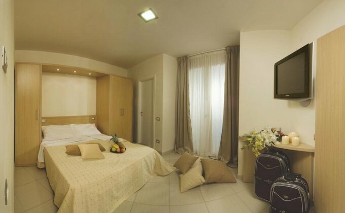 Hotel Continental & Residence - Photo4