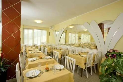 Hotel Plaza Gabicce Mare - Photo4