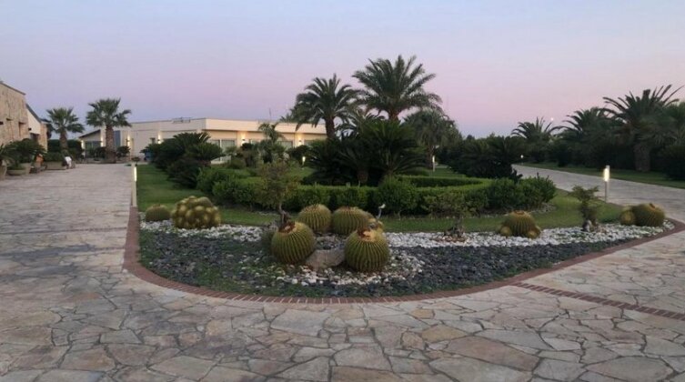 Ferrocino Resort - Photo2