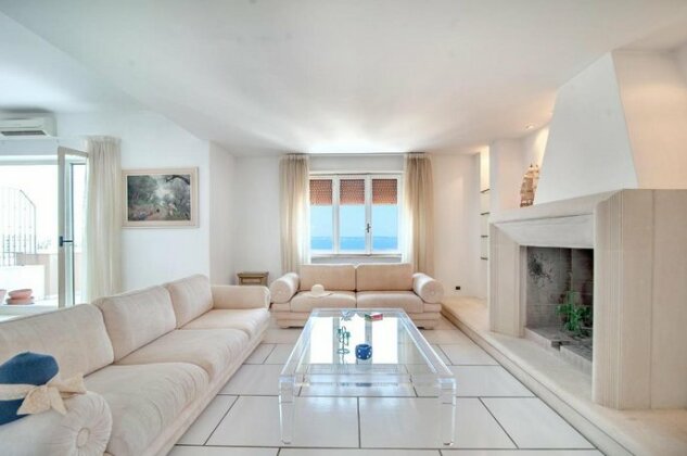 GoodStay Skyline Gallipoli Apartment - Photo2