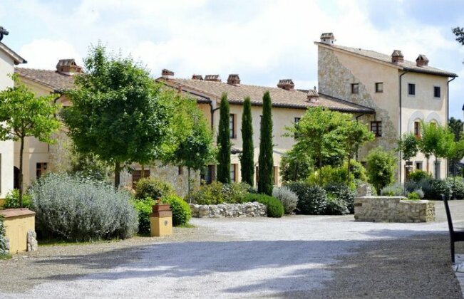 Tuscany Country Apartments - Photo2
