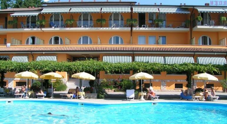 Hotel Garden Garda