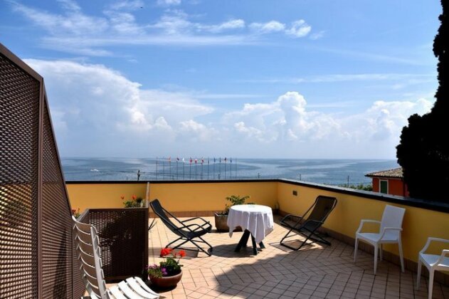 Hotel Ristorante Miralago - Photo3
