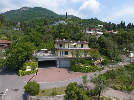 Villa Elvira Gardone Riviera