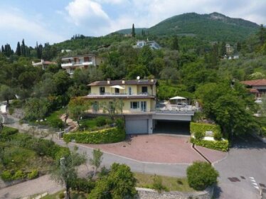 Villa Elvira Gardone Riviera