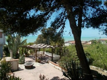 Holiday House Torre Di Manfria