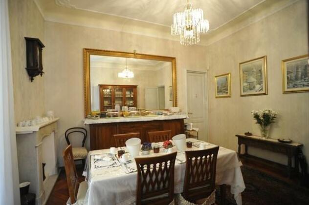 Essiale Bed and Breakfast - Photo5