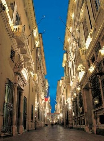 Garibaldi Apartment Genoa