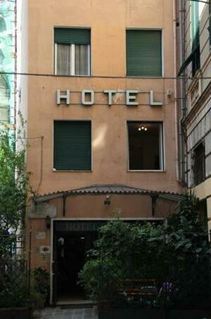 Hotel Bologna Genoa