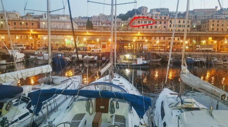 Port View Genoa - Photo4