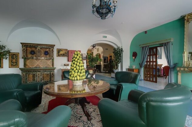 Arathena Rocks Hotel - Photo2