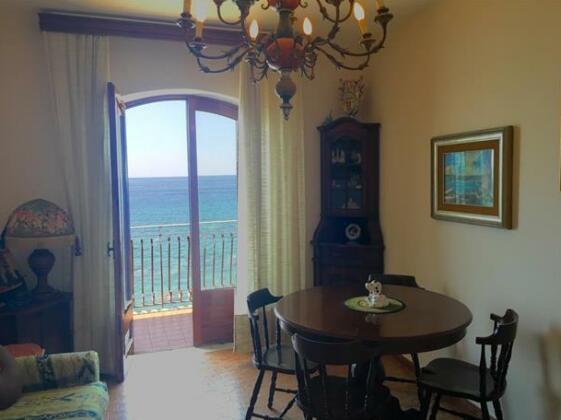 Camelia Apartments - Photo3