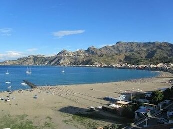 Come In Sicily - Naxos Bay