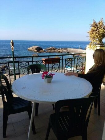 Hostel Taormina Beach - Homstel - Photo2