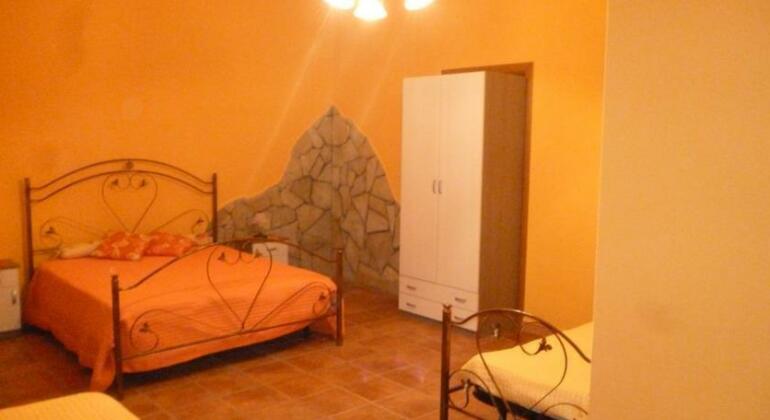 Maryfran House - Photo2