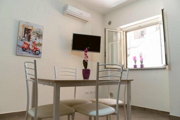 Nick & Santo's Holiday Homes - Photo4