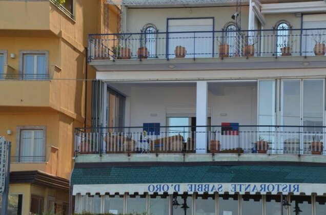 Terrazza sul Mare Giardini Naxos