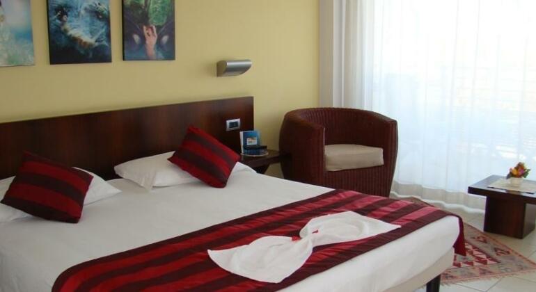 Seapark Resort Giulianova - Photo4