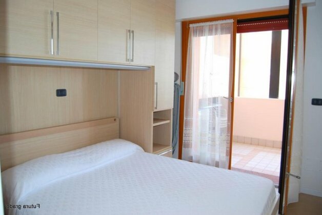 Capitol 8 Grado - Photo3