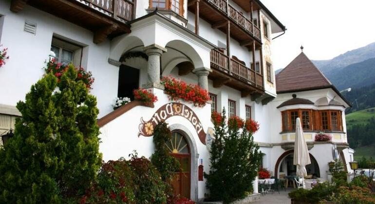 Hotel Post Graun im Vinschgau - Photo2
