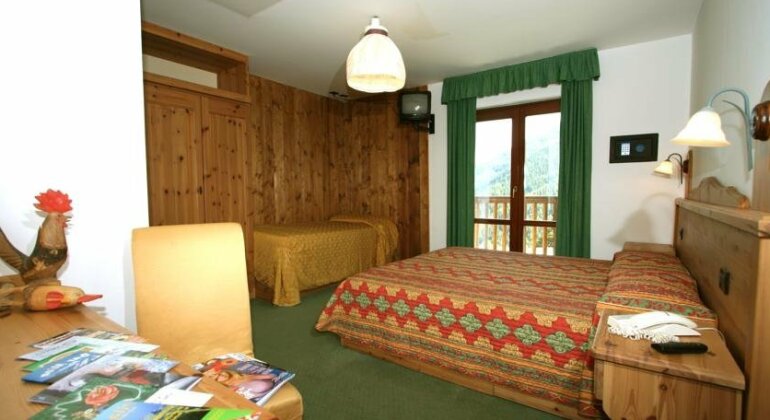Hotel Chalet Des Alpes - Photo5