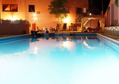 Janas Hotel - Photo2