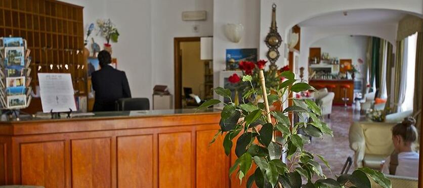 Hotel Conte Ischia - Photo2