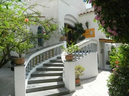 Hotel Villa Hermosa - Photo2
