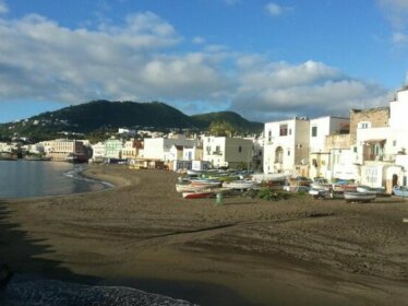 Ischia Ponte romantic apartment in the historical center and near the sea