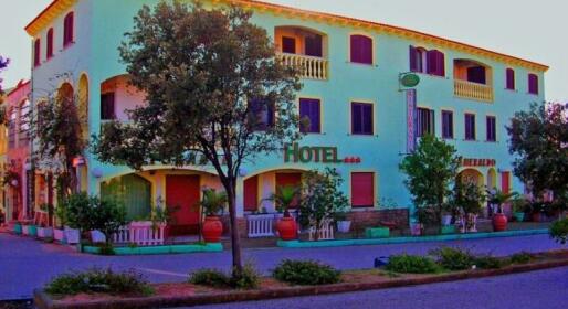 Hotel Smeraldo Isola Rossa
