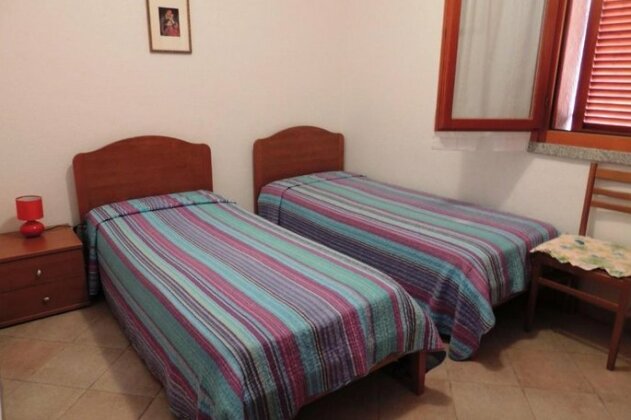 Isola Rossa Aparment Air Con & WiFi - Photo3