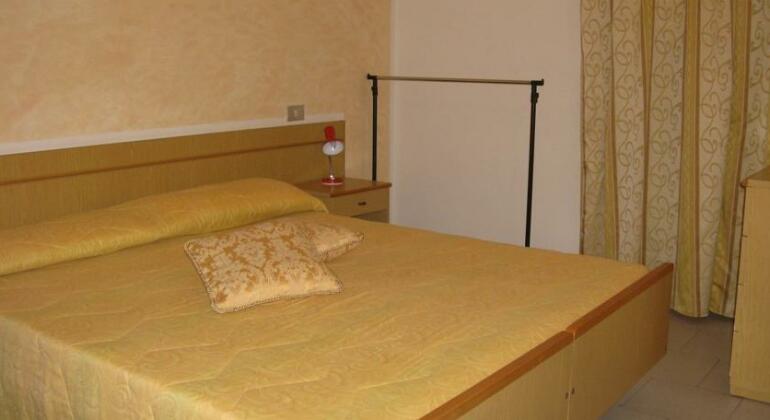 Isola Rossa House Sea Wiew - Photo5