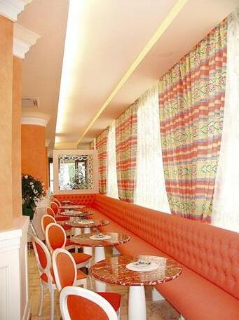 Hotel Cambridge - Photo2