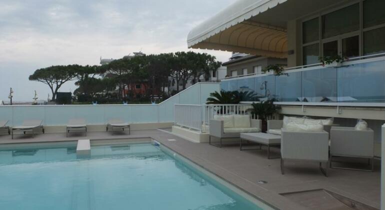 Hotel Canarie - Photo2