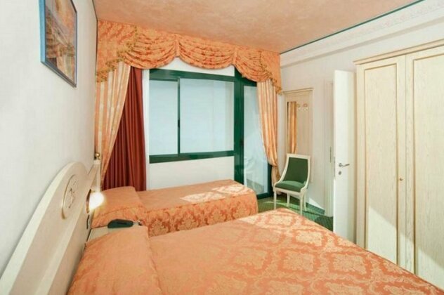 Hotel Carlton Jesolo - Photo2