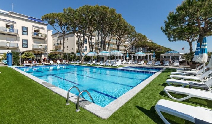 Hotel Excelsior Jesolo - Photo2