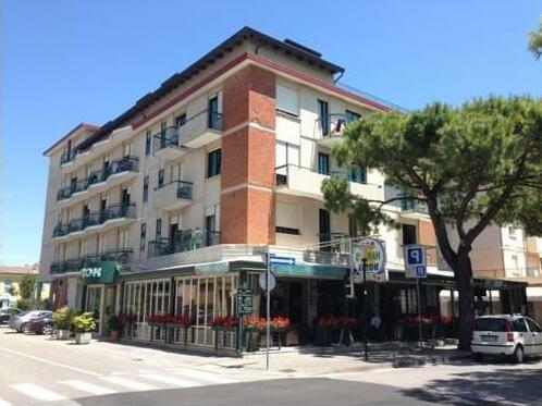 Hotel Harry's - Photo2