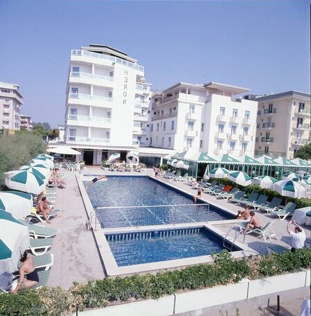 Hotel Heron - Photo2