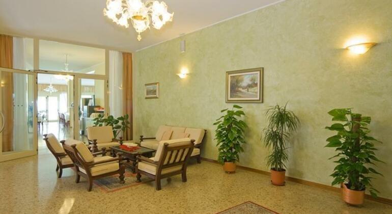 Hotel Janeiro Frontemare - Photo3