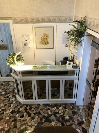 Hotel Marlisa Pier - Photo4