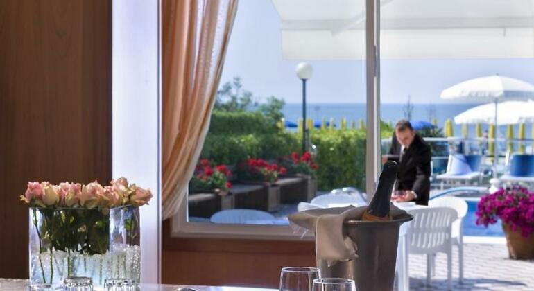 Hotel Mirafiori Jesolo - Photo3