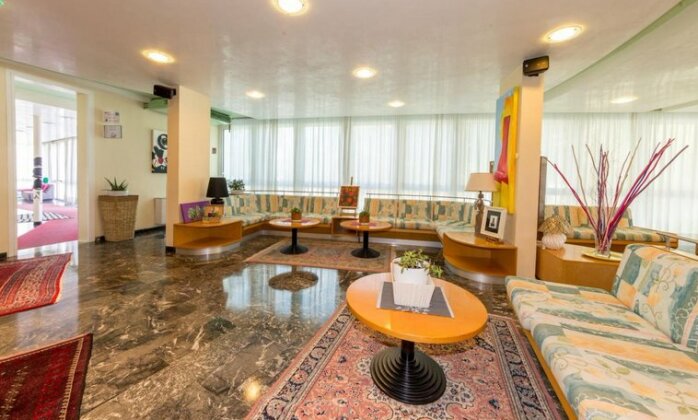 Hotel Nember - Photo4
