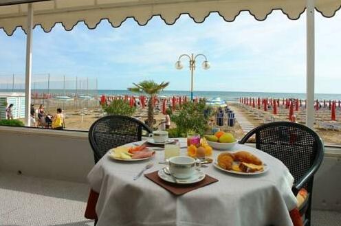 Hotel Souvenir Jesolo - Photo5